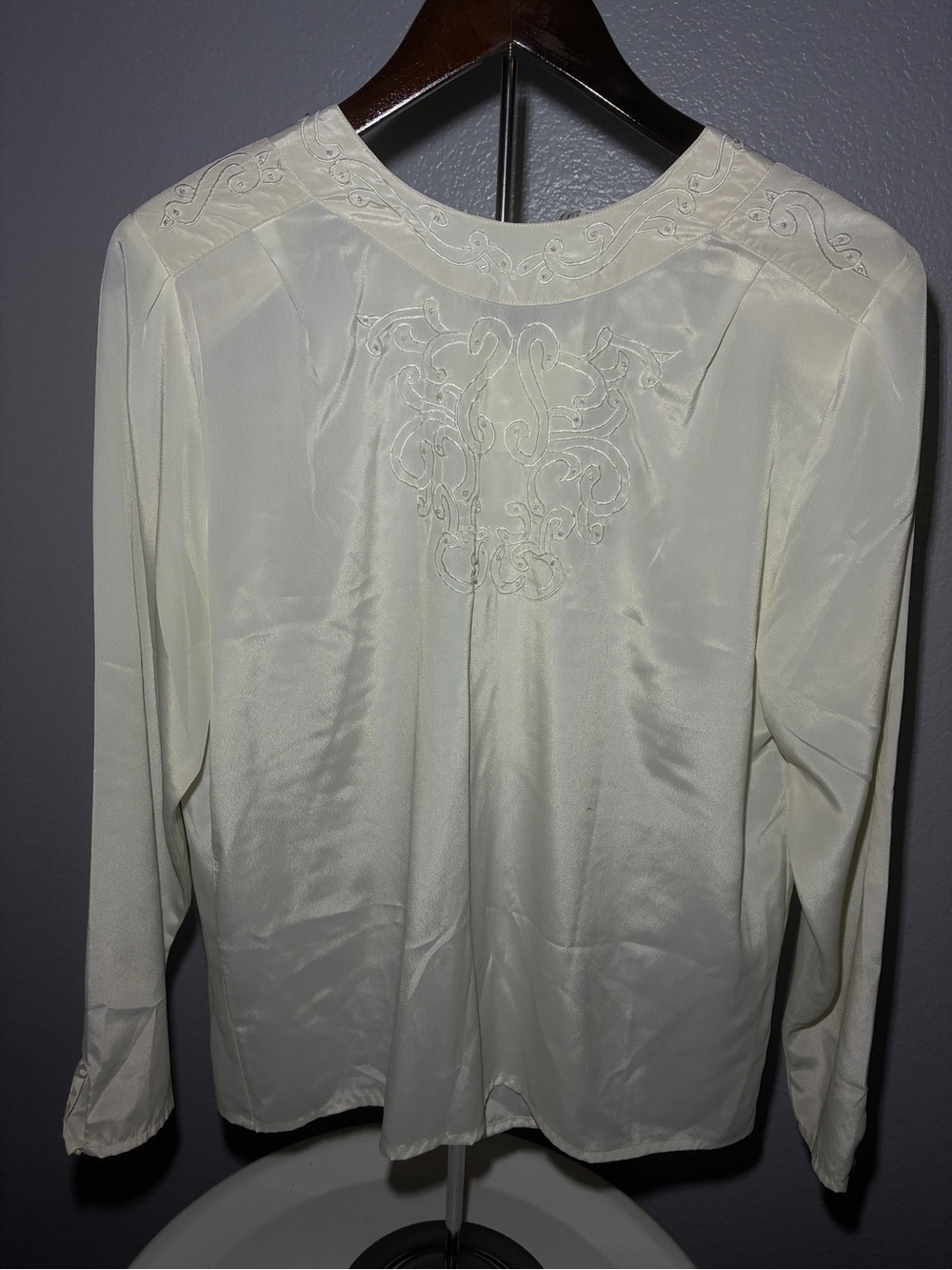 Koret Cream Embroidered Long-Sleeve Blouse